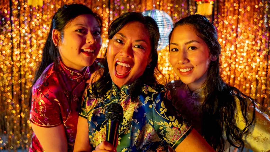 La comédie à succès de Michelle Law « Single Asian Female » arrive au CBD • Glam Adelaide
