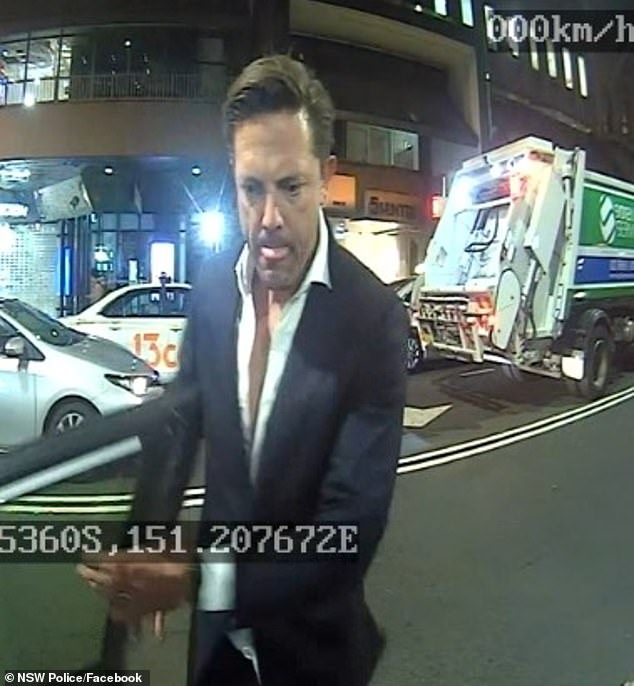Des images de vidéosurveillance du taxi montreraient Henson en train de s'enfuir avec le taxi